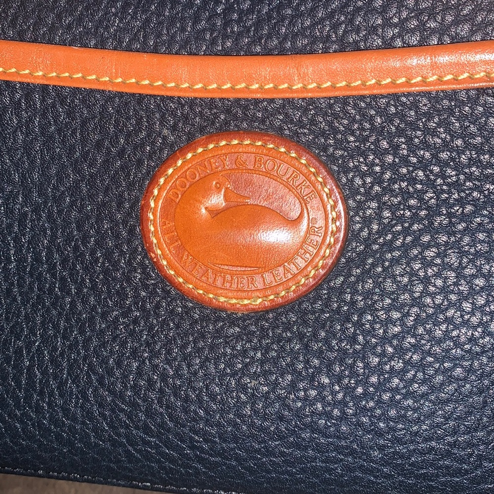Dooney and bourke navy crossbody